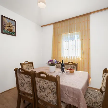 Apartment Rose Brodarica (Sibenik-Knin)