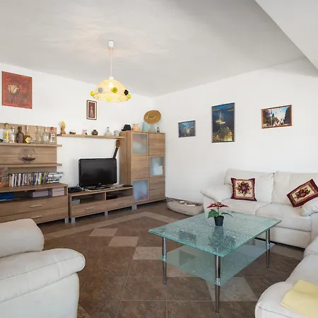 Rose Apartman Brodarica