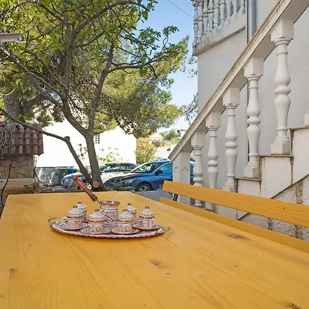 Rose * Brodarica (Sibenik-Knin)