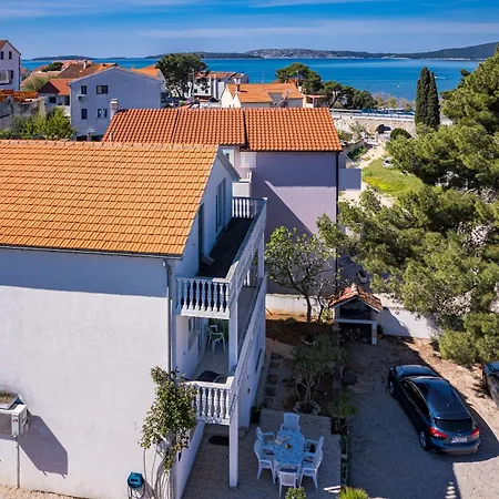 Rose Apartman Brodarica