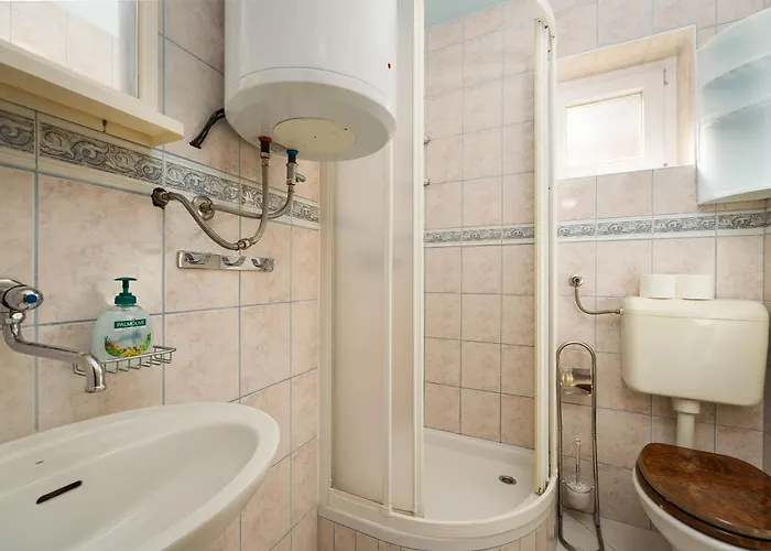 Apartman Rose Brodarica